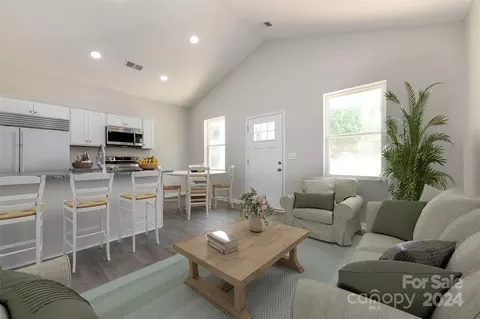 Living - 421 Broad St, Salisbury, NC 28144 photo 1 of 2