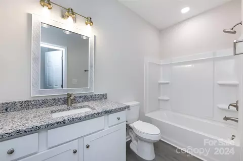 Bath - 421 Broad St, Salisbury, NC 28144 photo 1 of 2