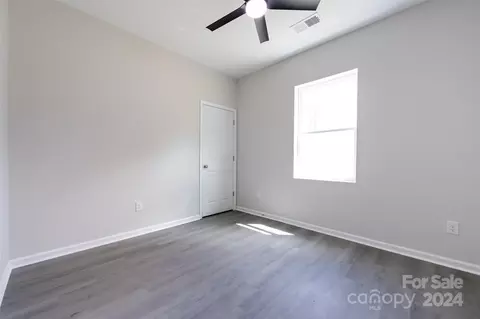 Bedroom - 421 Broad St, Salisbury, NC 28144 photo 1 of 6