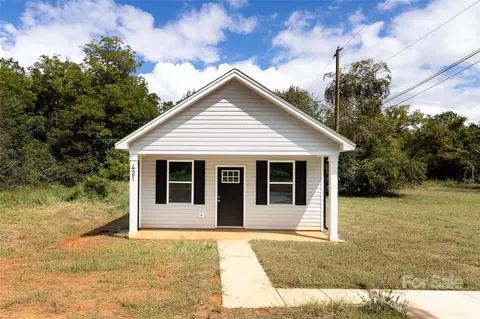 Exterior - 421 Broad St, Salisbury, NC 28144 photo 1 of 4