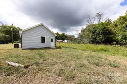 Exterior - 421 Broad St, Salisbury, NC 28144 photo 3 of 4
