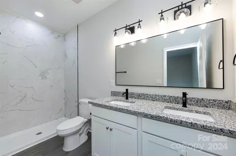 Bath - 421 Broad St, Salisbury, NC 28144 photo 2 of 2