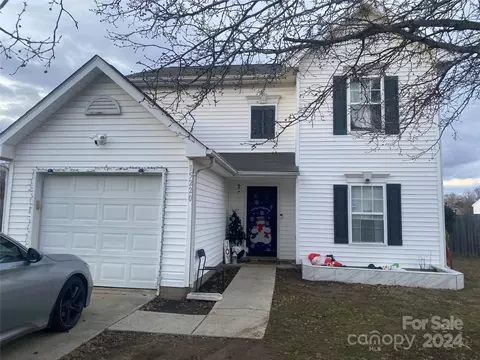 15220 Dehavilland Dr, Charlotte, NC 28278