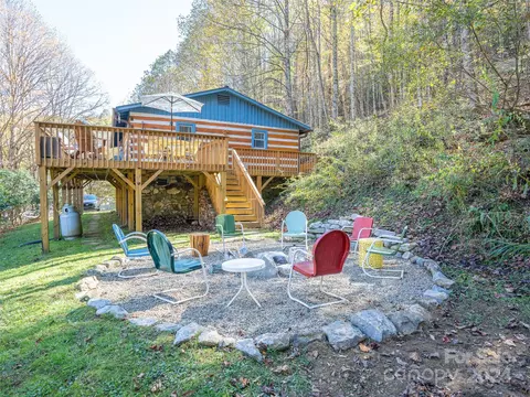 850 Laurel Valley Rd, Mars Hill, NC 28754