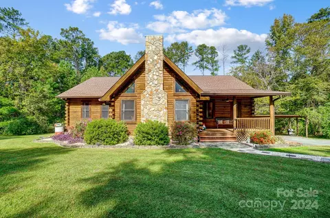 1471 Meadowdale Rd, Rock Hill, SC 29732