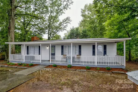 2302 Griffith Rd, Monroe, NC 28112 photo 3