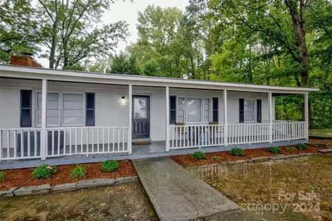 2302 Griffith Rd, Monroe, NC 28112 photo 4