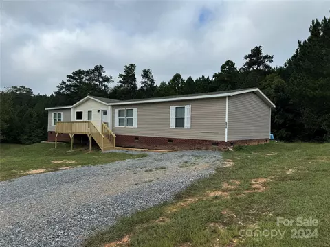 574 Preston Brooks Dr, Catawba, SC 29704