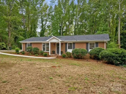 24 Southbrook Dr, York, SC 29745