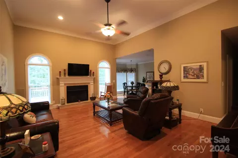 509 Flying Eagle Dr, Clover, SC 29710 photo 7