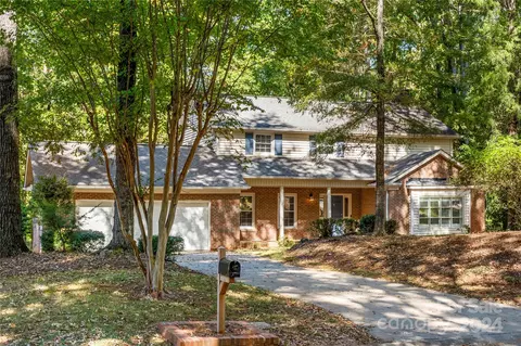 9117 Deerpark Ln, Charlotte, NC 28277