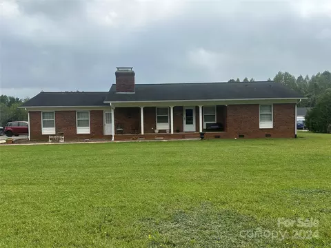 129 Plank Barn Ln, Stony Point, NC 28678