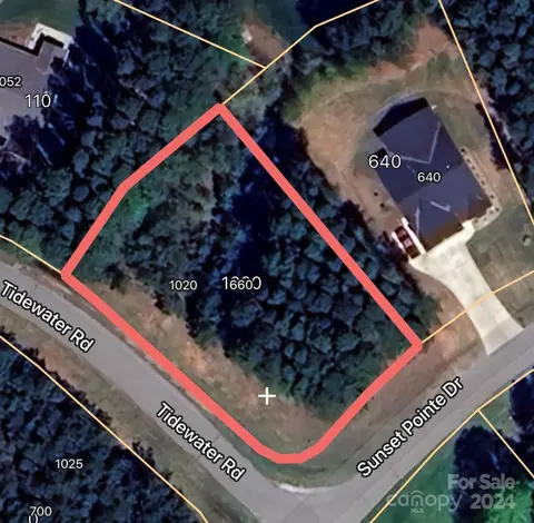 1020 Sunset Pointe Dr, Salisbury, NC 28146