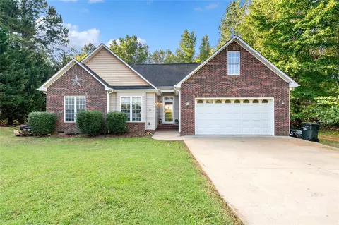 1024 Dove Meadows Dr, Gastonia, NC 28052