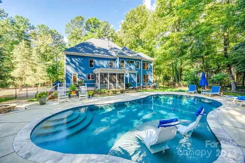 7085 Montgomery Rd, Clover, SC 29710