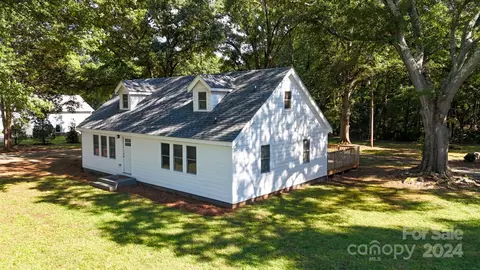 7508 Mcilwaine Rd, Huntersville, NC 28078