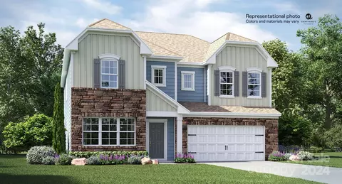 294 Hamptons Cove Rd, Troutman, NC 28166
