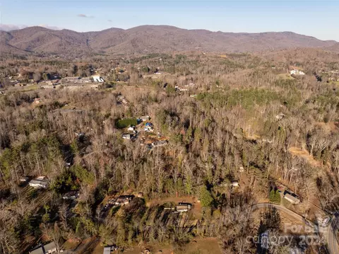 10 Mcgee Hill Rd, Fairview, NC 28730 photo 14