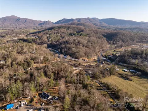 10 Mcgee Hill Rd, Fairview, NC 28730 photo 17