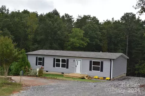 40 Madac Ridge Dr, Marion, NC 28752