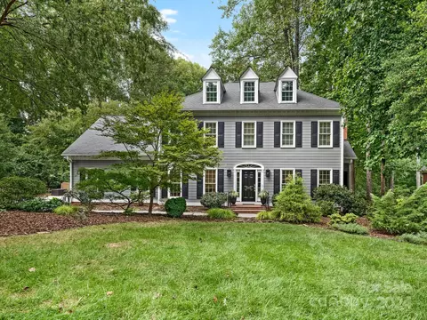 10301 Balmoral Cir, Charlotte, NC 28210
