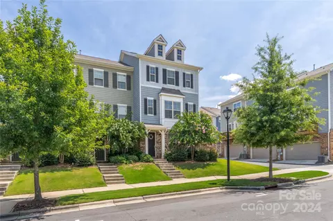 9229 Bluefield St, Charlotte, NC 28273