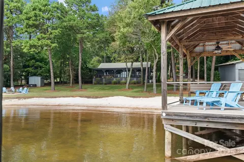 664 Stonemarker Rd, Mooresville, NC 28117