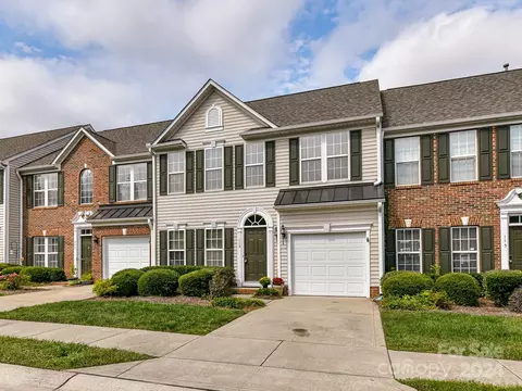 113 Autumn Falls Dr, Clover, SC 29710