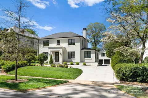 1446 Queens W Rd W, Charlotte, NC 28207