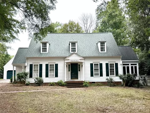 7100 Sythe Ct, Charlotte, NC 28226