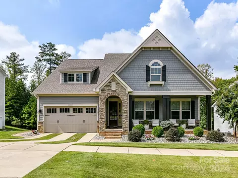 18002 Culross Ln, Charlotte, NC 28278