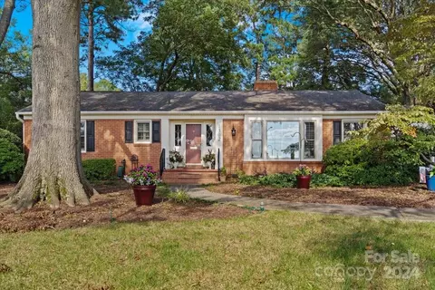 1302 Park Ln, Gastonia, NC 28052
