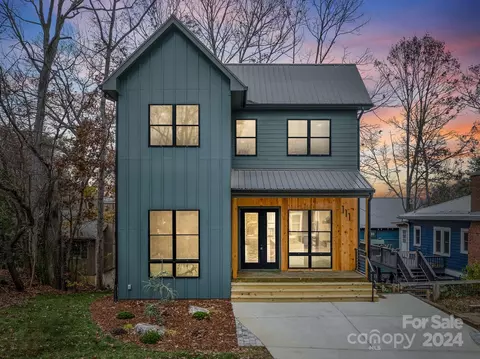 111 Riverview Dr, Asheville, NC 28806