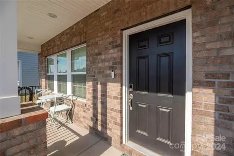 Exterior - 446 Cranford Dr, Pineville, NC 28134 photo 2 of 5