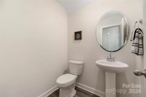 Entry Way - 446 Cranford Dr, Pineville, NC 28134 photo 2 of 5