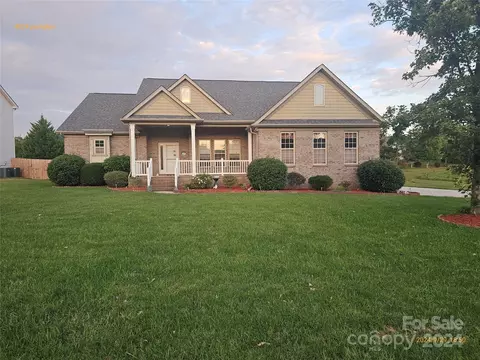 4024 Pumpkin Pl, Monroe, NC 28110