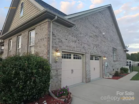 Exterior - 4024 Pumpkin Pl, Monroe, NC 28110 photo 1 of 3