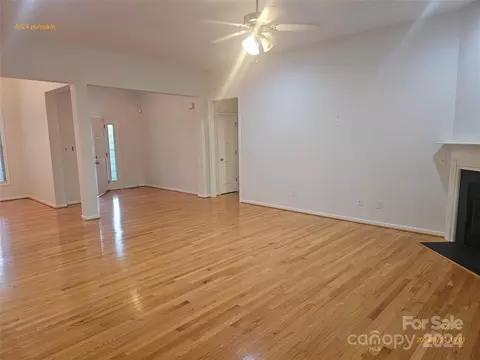 Living - 4024 Pumpkin Pl, Monroe, NC 28110 photo 2 of 5