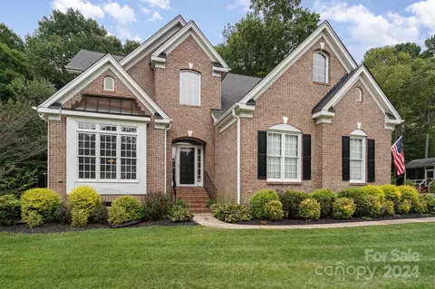 148 Fernbrook Dr, Mooresville, NC 28117