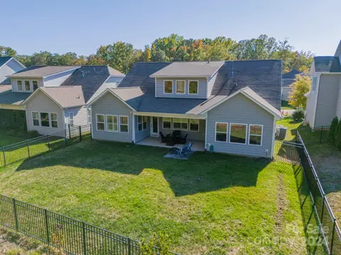 2826 Walker Rd, Matthews, NC 28105 photo 6