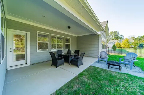 2826 Walker Rd, Matthews, NC 28105 photo 10
