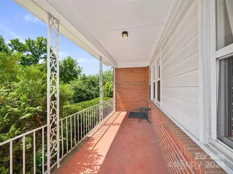460 Bailey St, Mars Hill, NC 28754 photo 4