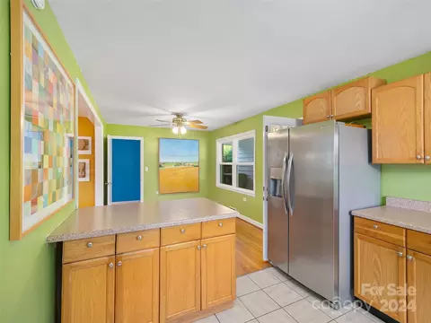 460 Bailey St, Mars Hill, NC 28754 photo 10