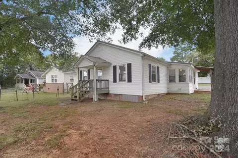 874 N Skyland Dr, Mount Pleasant, NC 28124