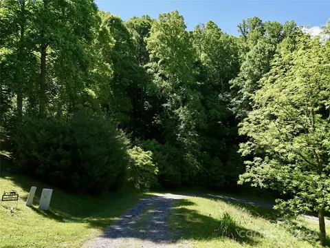 0 Red Wolf Run, Mars Hill, NC 28754 photo 4