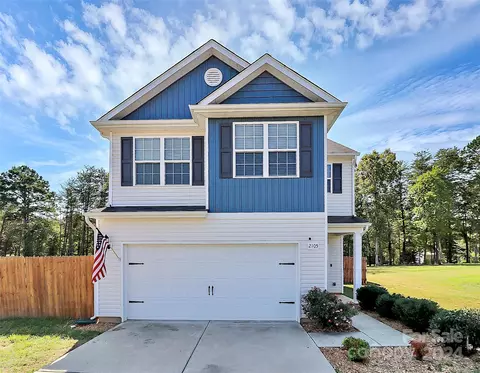 2105 Poland Dr, Dallas, NC 28034