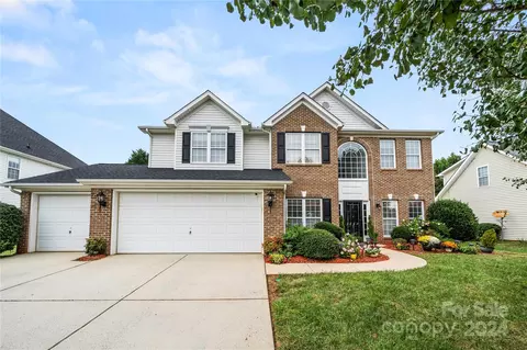 3626 Weddington Ridge Ln, Matthews, NC 28105