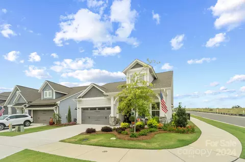 1302 Encore Ln, Waxhaw, NC 28173