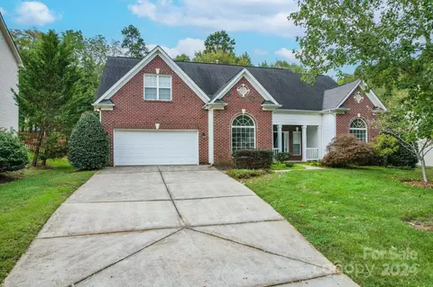 11909 Connie Ct, Matthews, NC 28105