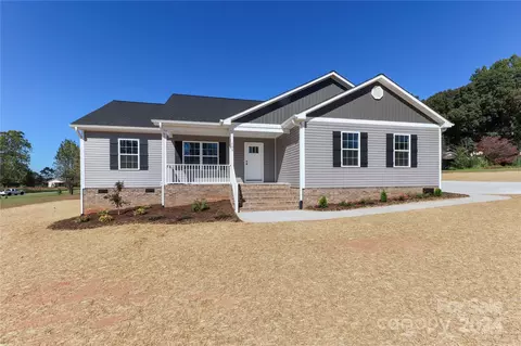 109 Brady Circle Rd, Statesville, NC 28625